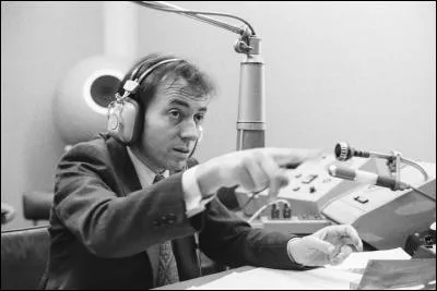 Pierre Bouteiller fut une des grandes voix de France Inter durant plusieurs décennies. Retrouvez le titre d'une de ses émissions !