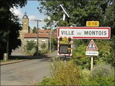 Cette balade se termine en Lorraine, à Ville-au-Montois. Village de l'arrondissement de Briey, il se situe dans le département ...