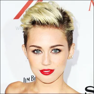 Qui s'est déjà déguisé en Miley Cyrus ?