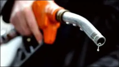 E - De quelle roche liquide l'essence provient-elle ?