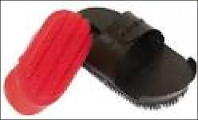 Dans quel sens se passe l'étrille ?