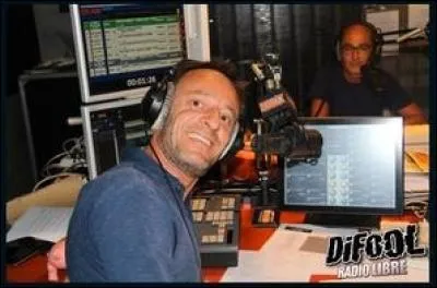 De son vrai nom David Massard, cet animateur est aussi le directeur général de l'antenne de cette radio qui est :