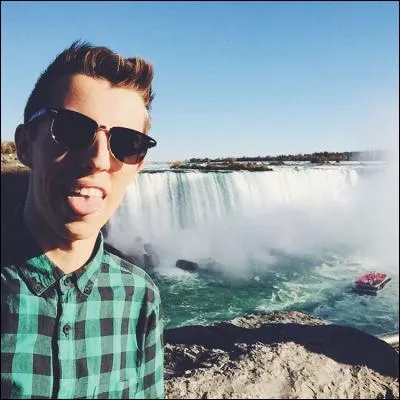 Quel âge a-t-il le 11/04/2016 ?