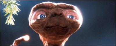 Salut E.T. ! Qu'est-ce que tu veux ?