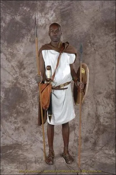 Quelle est l'importance sociale du père de Flavia ?