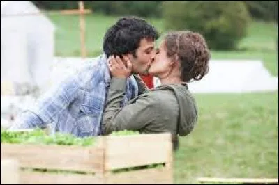 Quand Clem et Jérôme font leur premier marché que se passe-t-il ?