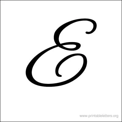 Le célèbre livre "Envoûtement" commence bel et bien par la lettre 'E' ! Qui est l'écrivain de ce livre ?