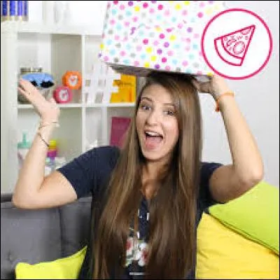 Quelle est la date de sa première vidéo ?