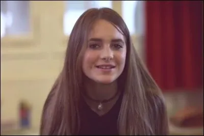 Combien a-t-elle fait de vidéos ?