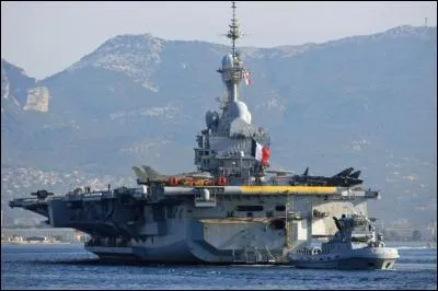 Qui fut le premier président de la 5e République francaise ?