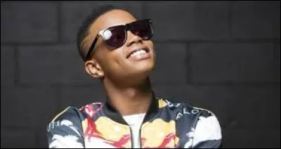 Qui est ce chanteur ayant chanté "Watch Me" ? Évidemment cela a fait un buzz d'enfer.