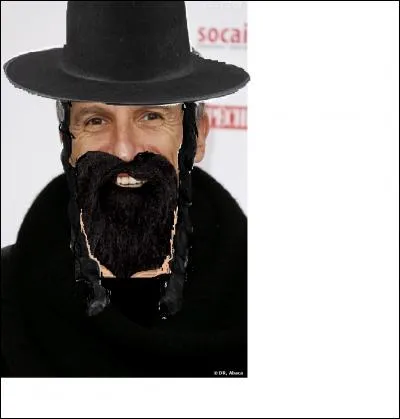 Cet animateur, élu "animateur préféré des français" en 2009, a décidé ce soir, de revêtir le costume de Rabbi Jacob. Vous l'avez reconnu, c'est :
