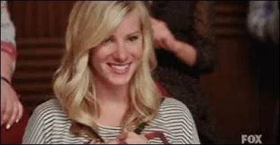 Combien a-t-elle remporté de prix avec les Cheerios ?