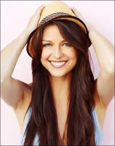 Comment s'appelle sa mère ?