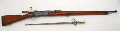 Quelle marque et modèle de fusil était utilisé par les soldats français durant la Première Guerre mondiale ? (Adopté par l'armée française en 1887, ce dernier fut utilisé durant tout le premier conflit mondial et à moindre mesure jusqu'à la guerre d'Algérie dans les années 1960).
