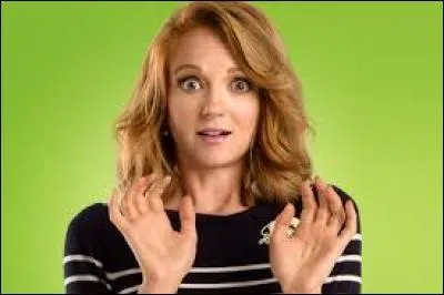 Pourquoi a-t-elle été renvoyée de l'école maternelle ?