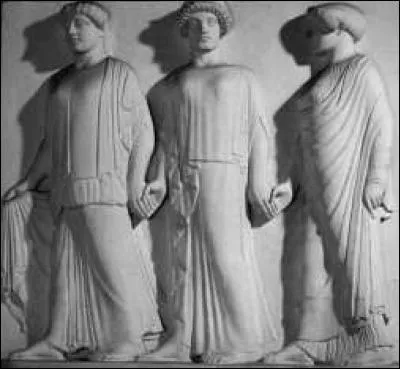 Qui est la charité, fille de Dionysos et de Héra ?