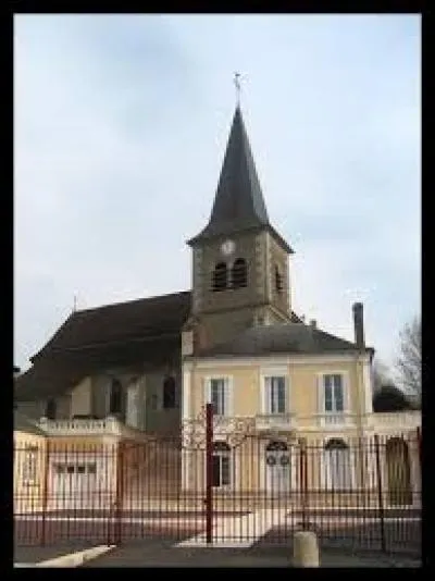Village bourguignon dans le Pays d'Othe, Venizy se situe dans le département ...