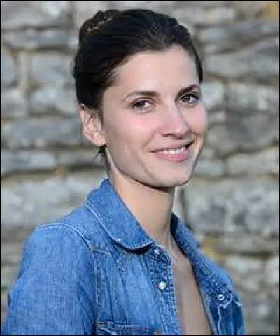 Comment s'appelle la sur du mari de Clem ?