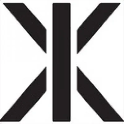 Elle est portée par beaucoup de stars comme tenue de confort, très moderne, sortant du commun avec cette collection de "jumpsuit".