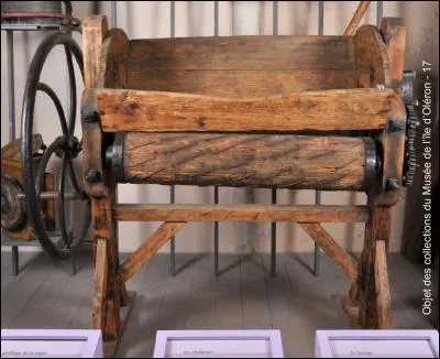 À quel domaine d'activité ce fouloir est-il lié ?