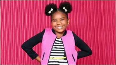 Comment s'appelle la sur robot ?