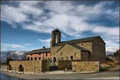 Je vous emmène à la découverte de Nahuja. Petit village languedocien de 69 habitants, il se situe dans le département ...