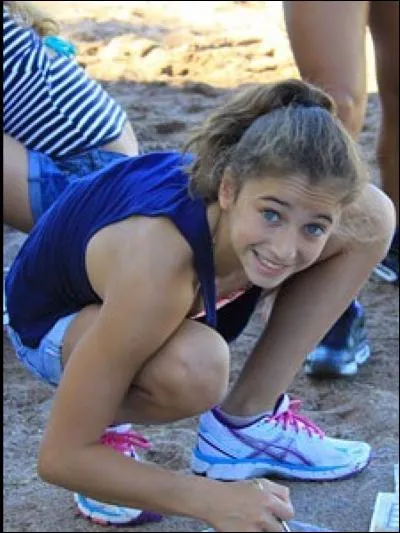 Combien d'avions a pris Oréane pour aller au Woga Classic ?