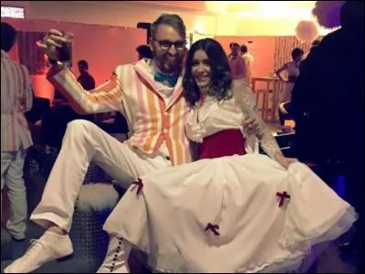 Quelle était la chanson d'ouverture de cette année ?