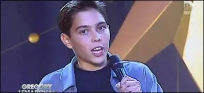 En 1999, il a participé à l'émission de télé-crochet "Graines de star" sur M6.