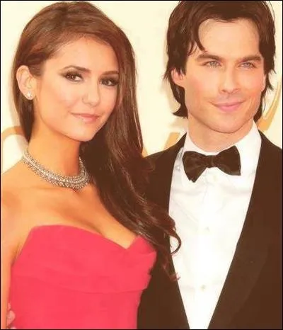 Que découvre-t-on au sujet d'Elena et Damon ?