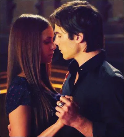 Après Stefan, qui Elena aime-t-elle ?