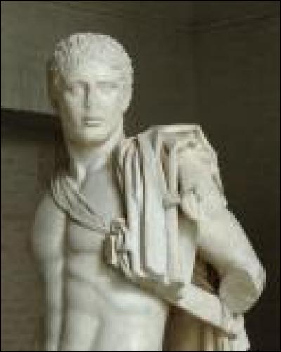 Fils de Tydée et Déipyle, je fus roi d'Argos. Je fus également l'un des plus jeunes héros de la guerre de Troie.