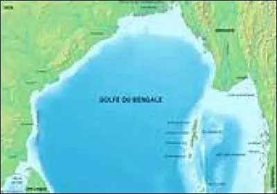 Lequel de ces golfes borde les côtes du Bangladesh ?