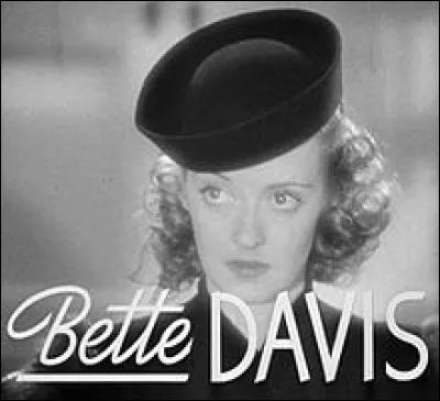 Quelle chanteuse californienne a rendu hommage à l'actrice Bette Davis avec son tube planétaire "Bette Davis Eyes" ?