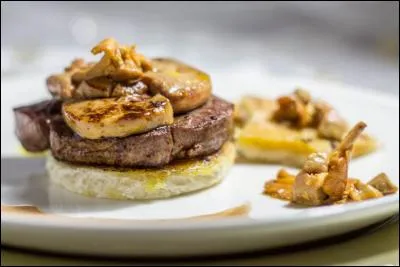 Quel compositeur italien a donn&eacute; son nom &agrave; un appr&ecirc;t de tournedos au foie gras et aux truffes ?