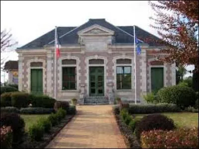 Je vous emm&egrave;ne dans le parc naturel r&eacute;gional des Landes de Gascogne, &agrave; Lugos. Commune de l'arrondissement d'Arcachon, dans le Pays de Buch, elle se trouve dans la nouvelle r&eacute;gion ...