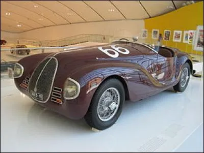 Visitons l'Italie pour ses mod&egrave;les magnifiques, mais quel est son nom ?