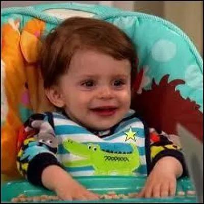 Quel est le prénom du petit garçon ?