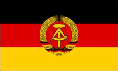 Vous vous seriez logiquement douté que ce drapeau est tiré du drapeau allemand avec ses bandes horizontales. Mais quelle nation avait pour emblème ce drapeau ?