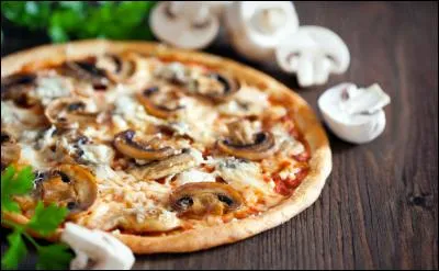 Sauce tomate, mozzarella, champignons de Paris, crème, persillade