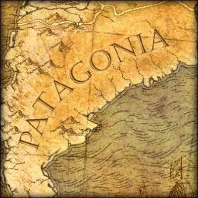 En 1, c'est une sorte de grosse valise.
En 2, c'est une langue morte parlée notamment en Espagne.
En 3, c'est ce qui enveloppe l'oreiller.
En 4, c'est un + un.
En 5, celle de brebis farcie est une spécialité écossaise.
En 6, c'est parfois une séparation entre deux propriétés.
Le tout est une chanson de :