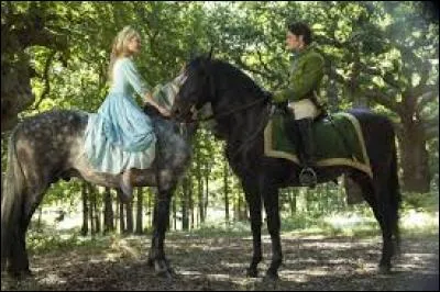 Dans les bois, Cendrillon fait la rencontre du prince mais le prince lui ment en lui disant qu'il est...