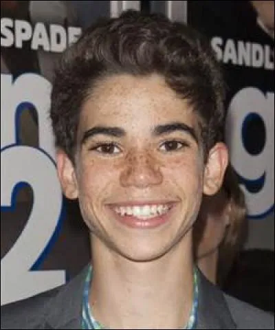 Quelle acteur joue le rôle ?