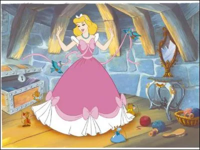 Combien de nuds roses voit-on sur la robe ?