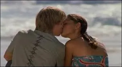 Comment s'appelle le copain de Cleo ?