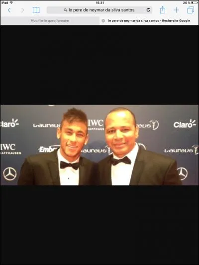 Comment s'appelle son père ?