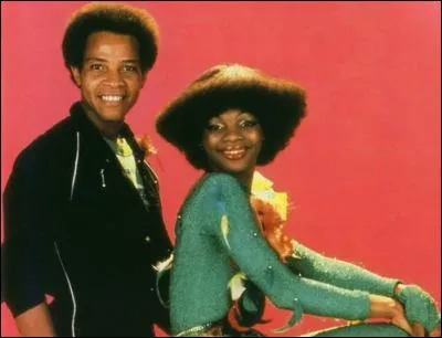 Quel groupe des années 80 chante "Haut les mains, haut les mains, haut les mains / Donne-moi ton cur / Donne donne-moi ton cur donne donne..." ?