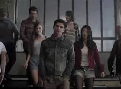 Sur quelle musique, la saison 5 de Teen Wolf, se termine-t-elle ?