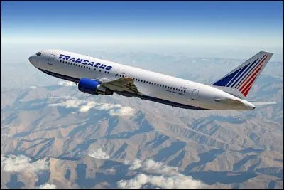 Transaéro créée en 1991 pour disparaître en 2015 fut la première compagnie aérienne privée du pays. En 2015, elle est nationalisée et intégrée à la compagnie nationale. 
De quel pays nous vient cette compagnie ?